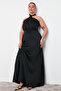 Siyah Halter Yaka Saten Maxi/Uzun Boy Büyük Beden Party/Mezuniyet/Abiye Elbise TBBSS24AH00150 - 3