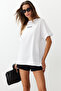 Ekru %100 Pamuk Sırt ve Ön Baskılı Oversize/Geniş Kesim Örme T-Shirt TWOSS24TS00183 - 2