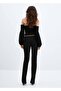 Lureks Off-Shoulder Blouse - 4