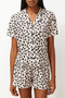 Bej-Çok Renkli Leopar Desenli Şortlu Örme Pijama Takımı THMSS24PT00285 - 4