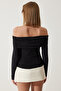 Women's Black Off-the-Shoulder Gather Detailed Blouse FF00161 - 6