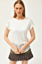 Women's White Guipure Detailed T-shirt TSH-19000190 - 4