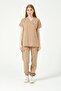 Beige Lycra Scrubs Cargo Pocket Jogger Leg Doctor Nurse Uniform Bat Sleeve Set Unisex - 2
