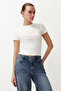 Ekru Kurdele Baskılı Fitted/Vücuda Oturan Fitilli Esnek Örme T-Shirt TWOSS24TS00231 - 2