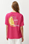 Fuşya Pembe %100 Kalın Pamuklu Sırt ve Ön Baskılı Oversize/Rahat Kesim Örme T-Shirt TWOSS24TS00233 - 6