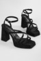 Women's Brianna Black Glitter Platform Heeled Shoes - 5