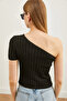 Women's Black Single Shoulder Thick Corded Short Sleeve Knitwear Blouse BLZ-19002623 - 5