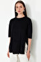 Siyah Basic Dökümlü Yırtmaç Detaylı Triko T-Shirt TWOSS24KZ00047 - 2