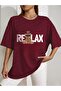 تي شيرت مطبوع كبير الحجم من Just RELAX