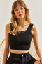Women's Black Thick Strap Knitwear Crop Blouse 20246140
