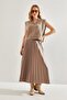 Women's Pleated Long Skirt with Elastic Waistband
