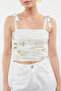 Yeşil Soyut Bağlama Detaylı Kare Yaka Fitted/Vücuda Oturan Crop Esnek Örme Bluz TWOSS24BZ00631 - 3