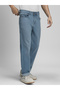 Light Wash Mid Rise Straight Fit Jeans
