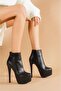 Punta Black Skin Thin Heeled Women's Boots