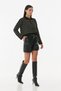 Gestreifter Oversize-Strickpullover mit Polokragen - 4