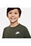 B NSW Tee Emb Futura - Comfortable Fit - 2