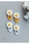 Special Daisy Series Set of 4 Snap Niche Hair Accessories - 3