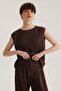 Brown Round Neck Sleeveless Pleated Blouse