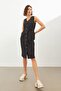 Black Linen V-Neck Belted Sleeveless Midi Dress - 4