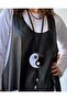 قلادة بتصميم Ying Yang باللونين الأبيض والأسود - 2