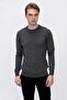 Basic Dynamic Fit Relaxed Cut Crew Neck Sweater - 2