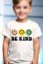 تي شيرت أبيض للأطفال مطبوع عليه وجه مبتسم Be Kind مصنوع من القطن بنسبة 100%