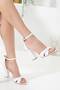 Women's Thick High Heeled Shoes and Bag Set White - 3