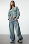 Mavi Soluk Efekt Vintage Yaka Detaylı Crop Denim Ceket TWOAW25CE00004 - 2