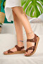 صندل نسائي بإبزيم مزدوج