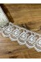 نموذج زنبق مطرز بطول 9 أمتار