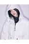 TW 6230012137002   Model White Coat