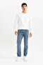 Sergio Regular Fit - Pipe Leg Jeans B4542ax23au