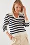 Women's Ecru Navy Blue Hairline Polo Collar Sweater 20247505