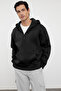 Siyah Oversize/Geniş Kesim Fermuarlı Kapüşonlu İçi Polarlı Basic Sweatshirt TMNAW25SW00050