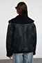 Siyah Oversize Kalıp Peluş Detaylı Suni Deri Biker Ceket Mont TWOAW25MO00037 - 6