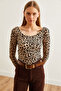 Women's Leopard Beige Wide Collar Camisole Blouse Blz-19000722 - 3