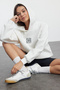 Ekru Oversize/Geniş Kalıp Nakışlı Kalın İçi Polarlı Örme Sweatshirt TWOAW25SW00070
