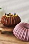 قالب كيك مصبوب Cake Pro بتصميم مقسم، باللون الوردي - 2