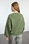 Haki Bisiklet Yaka Regular Fit Nakışlı Kalın İçi Polarlı Örme Sweatshirt TWOAW24SW00199 - 5