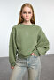 Haki Bisiklet Yaka Regular Fit Nakışlı Kalın İçi Polarlı Örme Sweatshirt TWOAW24SW00199