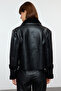 Siyah Regular Kalıp Peluş Detaylı Suni Deri Biker Ceket Mont TWOAW25MO00148 - 5