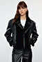 Siyah Regular Kalıp Peluş Detaylı Suni Deri Biker Ceket Mont TWOAW25MO00148