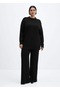 Round neck knitwear sweater - 5