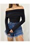 Madonna Collar Sandy Blouse