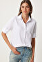 Women's White Basic Shirt Fn03260