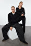 Siyah Couple Kol Ucu Detaylı Polo Yaka Triko Kazak TWOAW21KZ1113 - 2