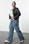 Mavi Yüksek Bel Geniş Paça Kargo Cepli Büyük Beden Wide Leg Jeans TBBSS24CJ00056 - 2