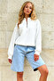 Women's White Stand Collar Zippered 3 Thread Crop Sweatshirt with Inner Lining Alc-X12757 - 2