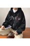 سترة بقلنسوة سوداء كبيرة الحجم مطبوعة للجنسين من Stray Kids
