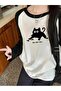 تي شيرت أبيض مطبوع بأكمام طويلة من Black Cat Raglan